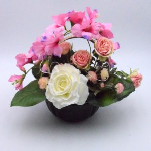 Pompes Funèbres Grosso : Coupe volume fleurs rose (A)