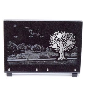 Pompes Funèbres Grosso : Plaque granit noir laser banc arbre inox