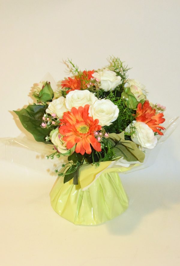 Pompes Funèbres Grosso : Bouquet bulle roses gerberas vert orange (G)