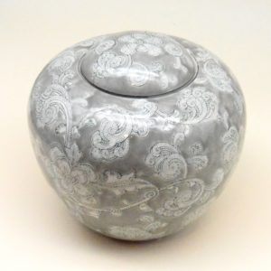 Pompes Funèbres Grosso : Urne grise porcelaine gris décorée Ø21x21