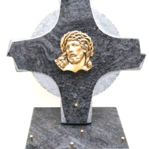 Pompes Funèbres Grosso : Croix granit MB Christ sur socle MB