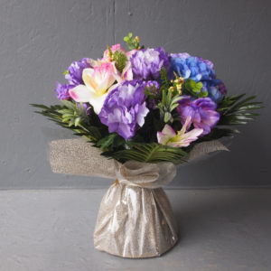Pompes Funèbres Grosso : Bouquet bulle hortensias pivoines violine