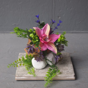 Pompes Funèbres Grosso : Céramique et Orchidée Fushia
