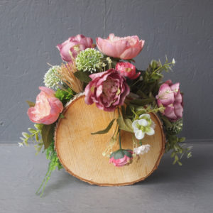 Pompes Funèbres Grosso : Rondin Bois et fleurs vieux rose