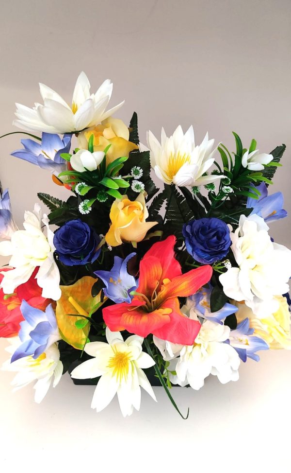 Pompes Funèbres Grosso : Jardinière multicolore