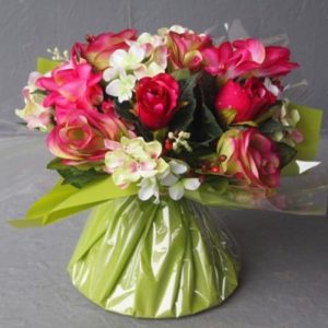 Pompes Funèbres Grosso : Bouquet bulle rose vert h29cmxl26cm