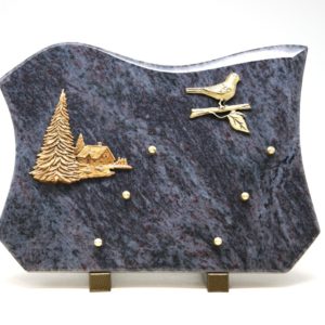 Pompes funèbres Grosso : Plaque granit MB maison sapins fauvette